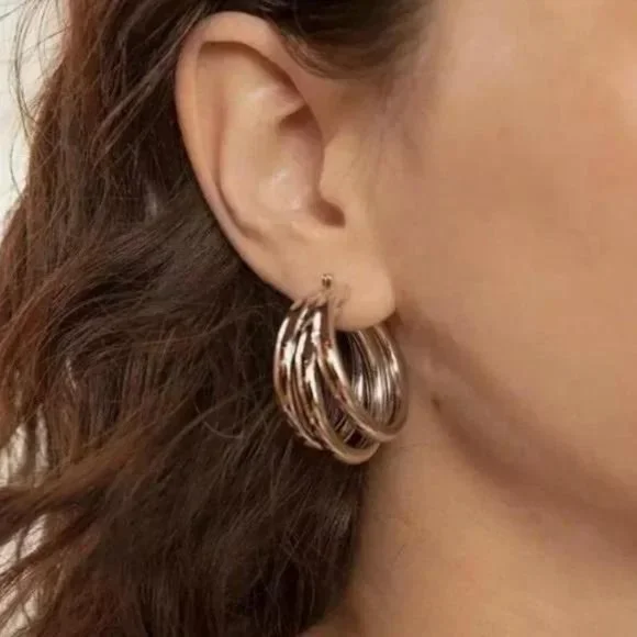 New Silver three-layer Hoop Earrings, beautiful Earrings, cute Earrings - Picture 4 of 5